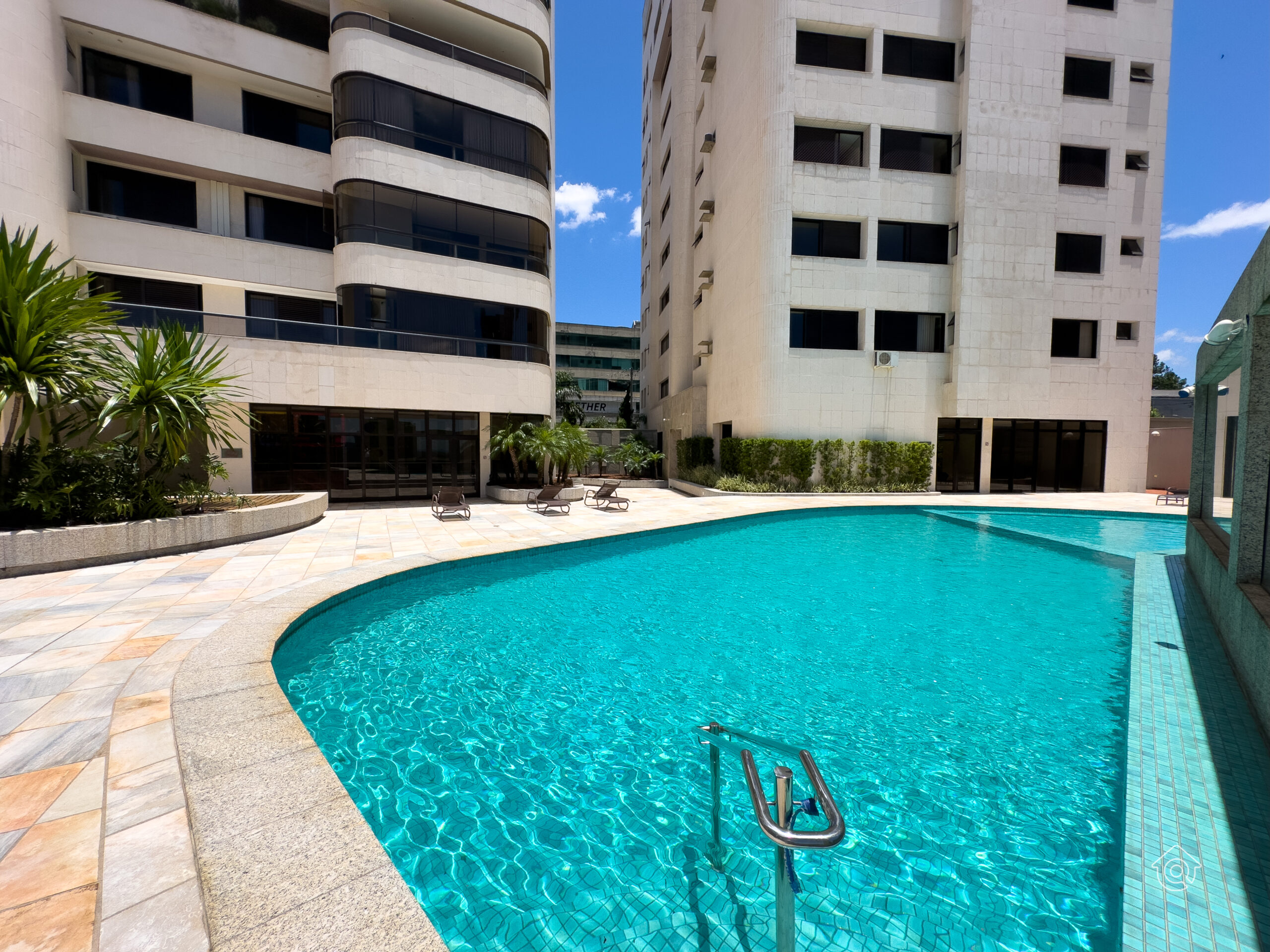 Piscina Portal Da Montanha Vila Da Serra Im Veis De Luxo Vila Da