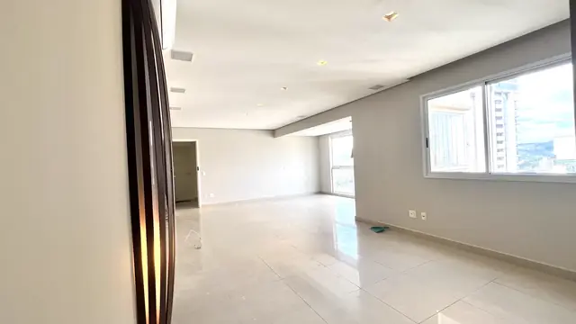 Apartamento de 2 Quartos à Venda e Locação no Cinecittà Vila da Serra