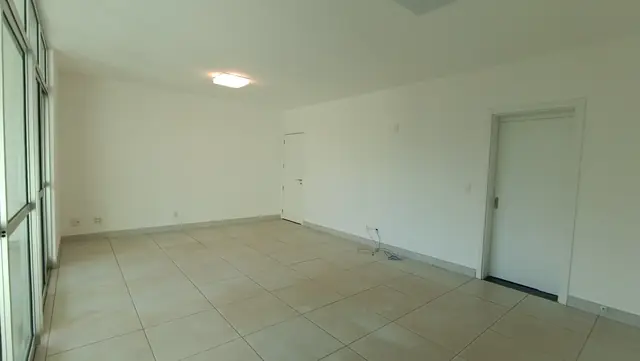 Apartamento de 3 quartos à venda no Edifício Alsace, Vila da Serra