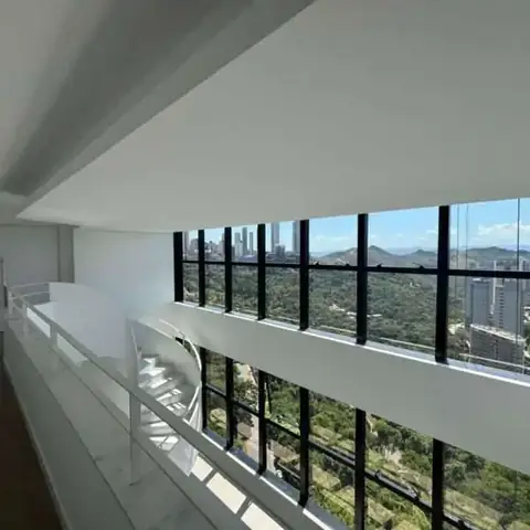 Apartamento Duplex 4 suítes à venda no Edifício Miró Vale do Sereno Nova Lima
