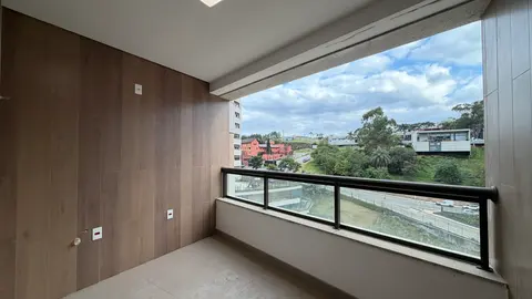 Apartamento de 3 quartos para alugar no Edifício Luar, Vale do Sereno — imagem 2