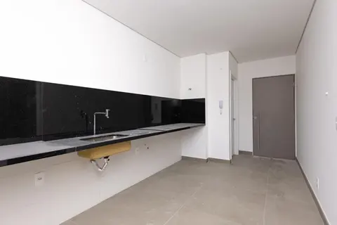 Apartamento de 4 quartos à venda no Edifício Luar, Vale do Sereno — imagem 5