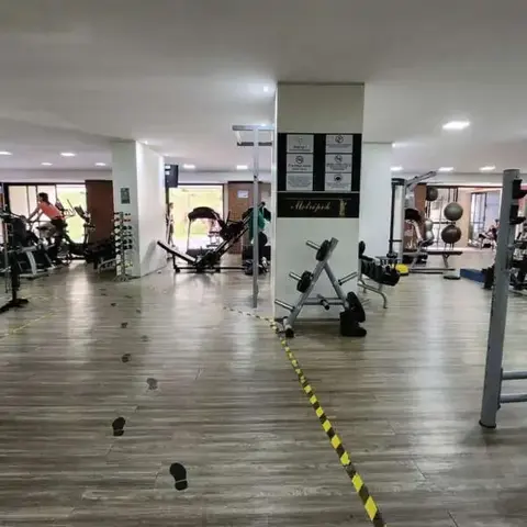 Apartamento de 3 Quartos e 2 vagas à venda no Metrópole — imagem 31
