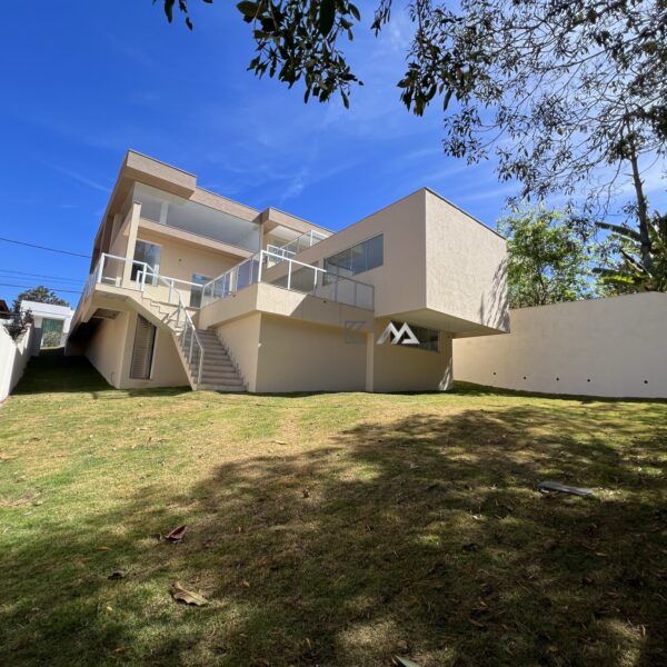 Área verde Casa com 4 quartos, 4 suítes à venda, por R$2.690.000,00 no Residencial Flores, Alphaville Lagoa dos Ingleses, Nova Lima - MG