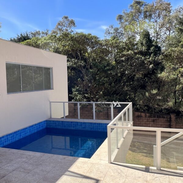 Vista suíte Casa com 4 quartos, 4 suítes à venda, por R$2.690.000,00 no Residencial Flores, Alphaville Lagoa dos Ingleses, Nova Lima - MG