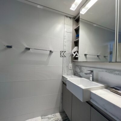Banheiro Social Apartamento de 4 Quartos, com 4 vagas, à venda por R$2.700.000,00 no Edifício Bosque do Sereno, Vila da Serra, Nova Lima