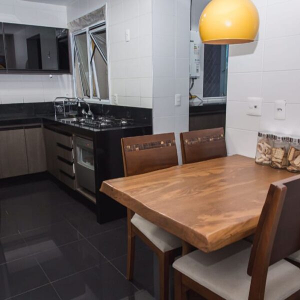 Cozinha com armários Apartamento de 3 Quartos, 2 vagas, à venda por R$1.250.000,00 no Cinecitta Vila da Serra Nova Lima
