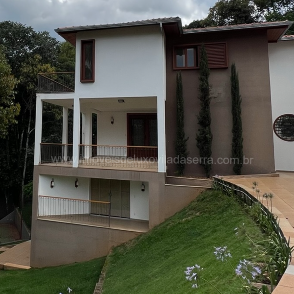 Fachada Casa de 4 Quartos, com 5 vagas à venda por R2.600.000,00, no Condomínio Bosque do Jambreiro, Nova Lima - MG