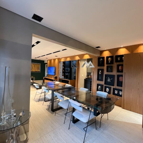 Sala de jantar Apartamento de 4 Quartos, com 4 vagas, à venda por R$2.700.000,00 no Edifício Bosque do Sereno, Vila da Serra, Nova Lima