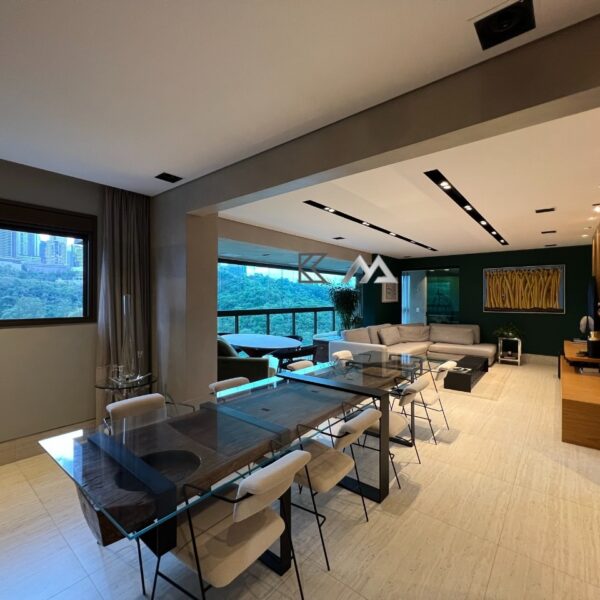 Salas Apartamento de 4 Quartos, com 4 vagas, à venda por R$2.700.000,00 no Edifício Bosque do Sereno, Vila da Serra, Nova Lima
