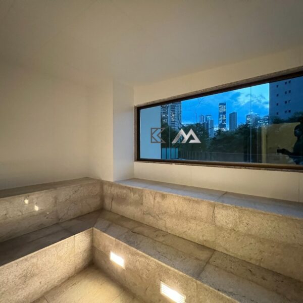 Sauna Apartamento de 4 Quartos, com 4 vagas, à venda por R$2.700.000,00 no Edifício Bosque do Sereno, Vila da Serra, Nova Lima