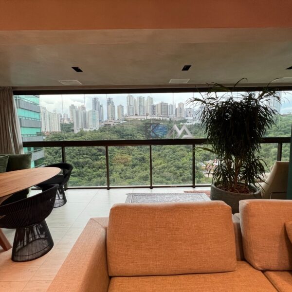 Vista Apartamento de 4 Quartos, com 4 vagas, à venda por R$2.700.000,00 no Edifício Bosque do Sereno, Vila da Serra, Nova Lima