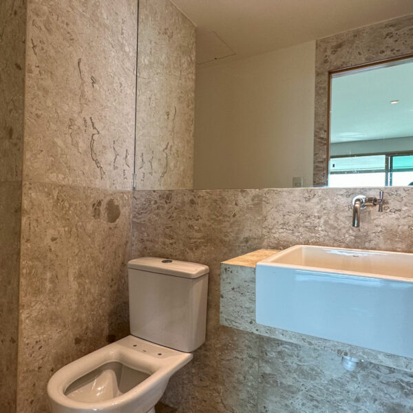 Lavabo Apartamento de 4 Quartos, com 4 vagas à venda, por R$4.500.000,00 no Grand Líder Olympus, Vila da Serra