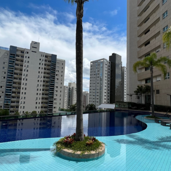 Piscina com prainha Apartamento de 4 Quartos, com 3 vagas, para alugar por R$15.000,00, no Condomínio Alameda, Vila da Serra, Nova Lima - MG