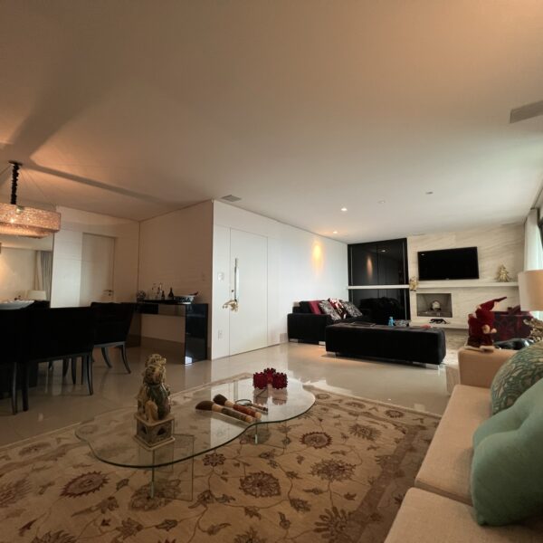 Sala para três ambientes Apartamento semimobiliado, de 4 Quartos, com 4 vagas, para aluguel, por R$26.000,00 no Grand Líder Olympus Apolo, Vila da Serra, Nova Lima - MG