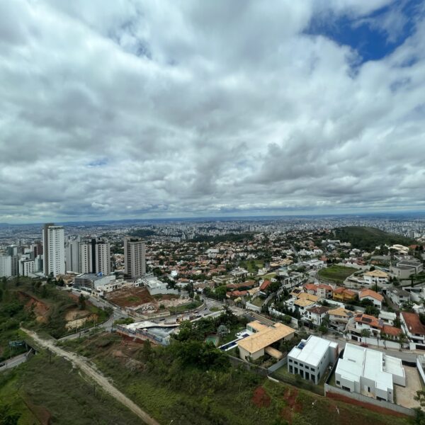 Vista de belo horizonte Apartamento de 4 Quartos, com 5 vagas, por R$5.300.000,00, no Grand Líder Olympus, Torre Ares, Vila da Serra, Nova Lima - MG