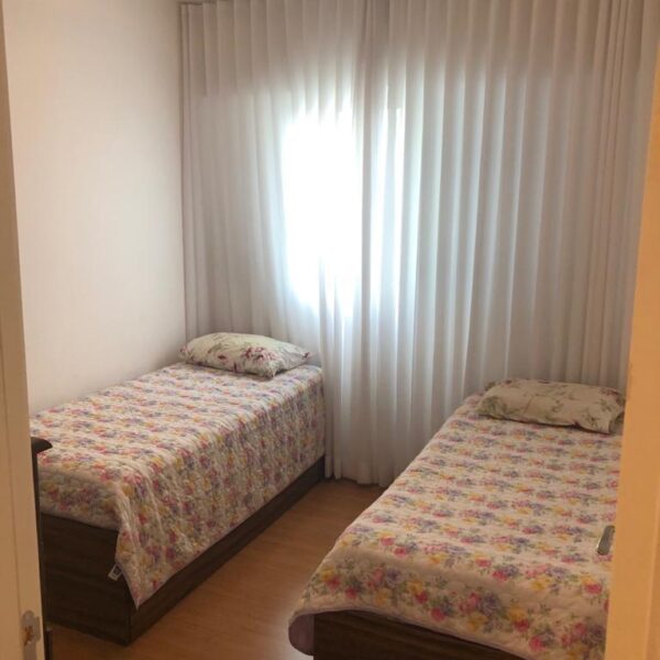 Quarto Apartamento de 2 quartos, com 2 vagas para alugar por R$3.900,00 no Condomínio The Falls, Vila da Serra, Nova Lima - MG