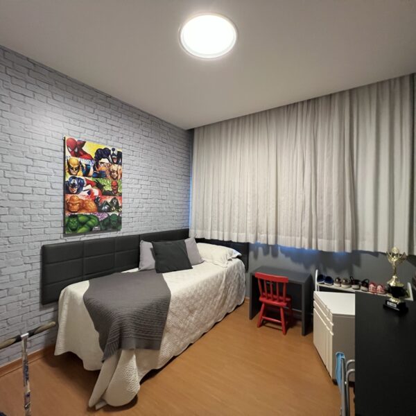 Quarto Apartamento de 3 quartos com 2 vagas à venda por R$1.450.000,00 no Vila Grimm, Vale dos Cristais, Nova Lima - MG