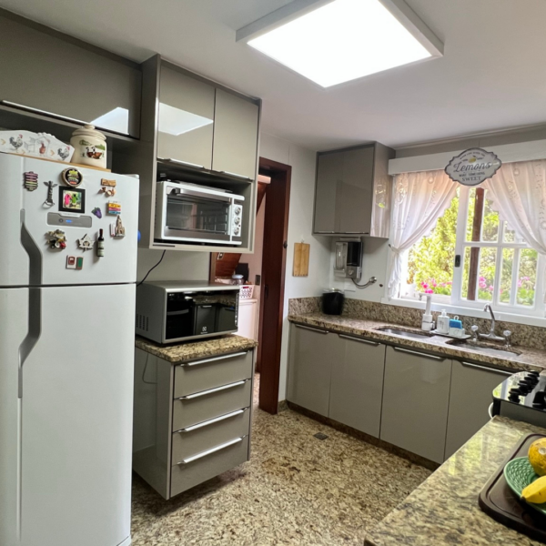 Cozinha Casa com 05 quartos à venda no Condomínio Bosque da Ribeira em Nova Lima MG, por R$4.990.000,00