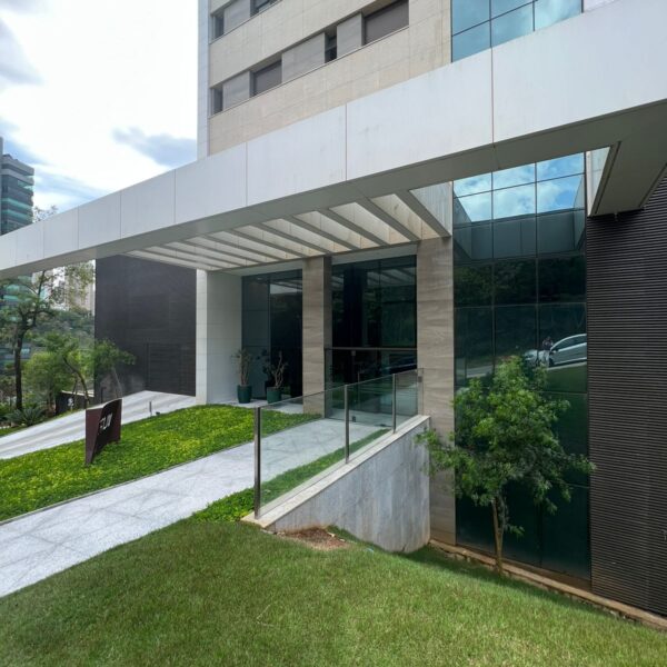 Apartamento de 4 Quartos, com 3 Vagas, à venda por R$2.790.000,00 no Edifício Vilaró Vale do Sereno
