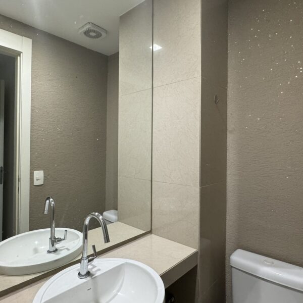 Banheiro Apartamento de 4 Quartos, com 3 vagas, para alugar por R$12.000,00, no Condomínio Alameda, Vila da Serra, Nova Lima