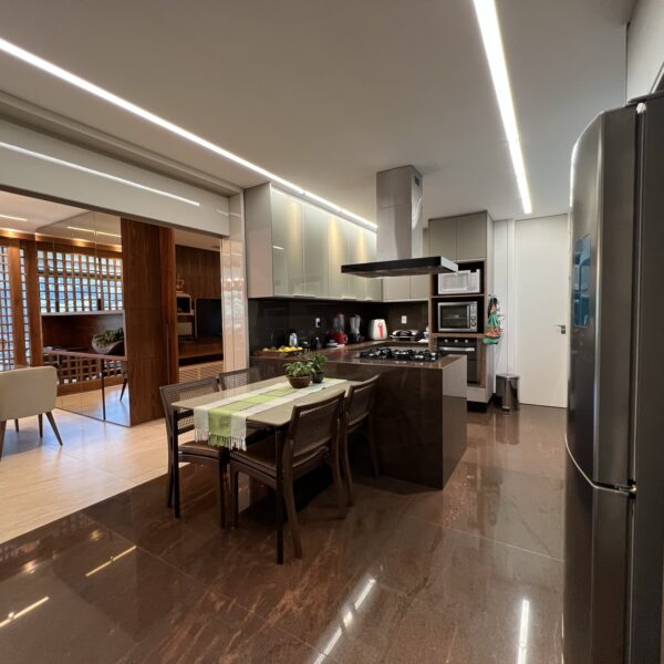 Cozinha equipada Apartamento 4 Quartos à venda por R$4.800.000,00 no Vale do Sereno - Nova Lima