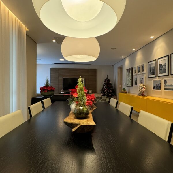 Sala de Jantar Apartamento de 04 Quartos, com 160m², à venda por R$2.400.000,00 em Belvedere Belo Horizonte - MG