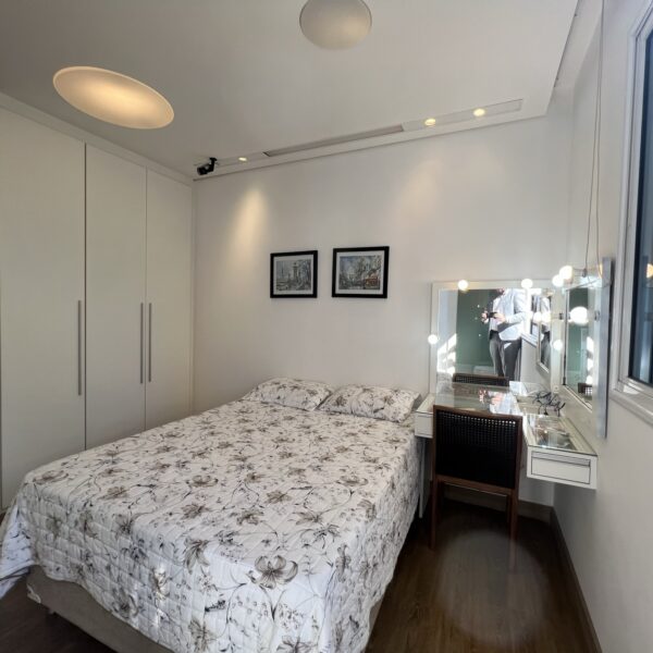 Suíte principal Apartamento de 04 Quartos, com 05 vagas, à venda por R$4.300.000,00 no Mont Tremblant Vila da Serra, Nova Lima - MG