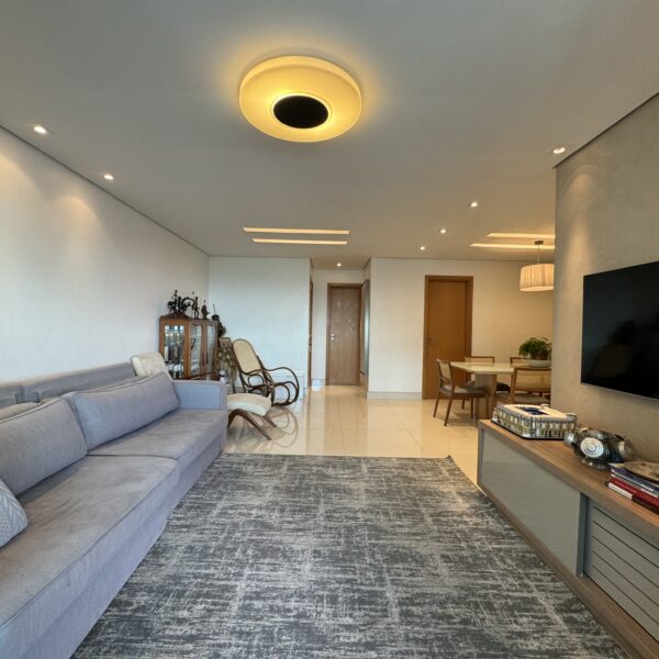Sala 2 ambientes Apartamento 4 Quartos à venda por R$2.050.000,00 no Mon Ile Vila da Serra