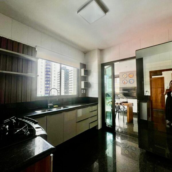 Apartamento de 04 Suítes, para aluguel, por R$ 17.000,00 no Belvedere Belo Horizonte (6)