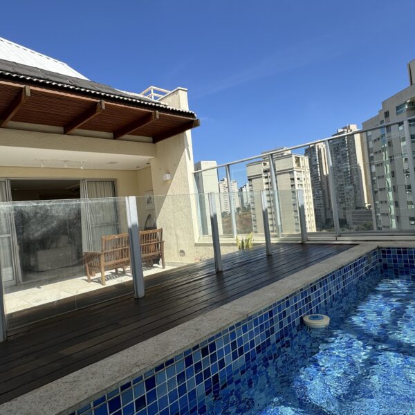 Piscina cobertura à venda no Metropole Vila da Serra por R$3.150.000,00