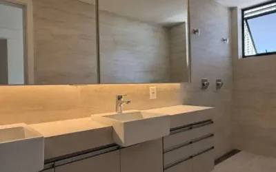 Banheiro suíte master Apartamento à venda no Duo Vila da Serra