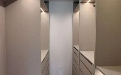 Closet Apartamento à venda no Duo Vila da Serra