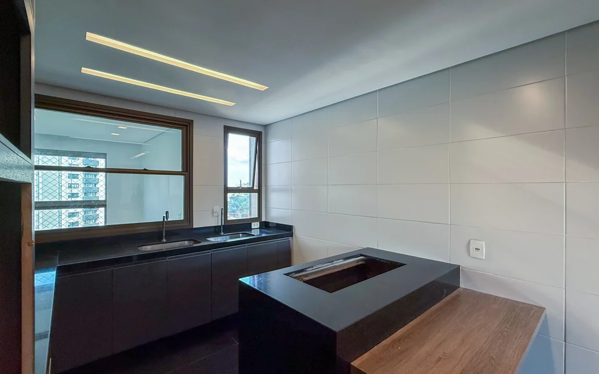 Apartamento com 4 quartos à venda no Vale do Sereno Edifício Vilaró