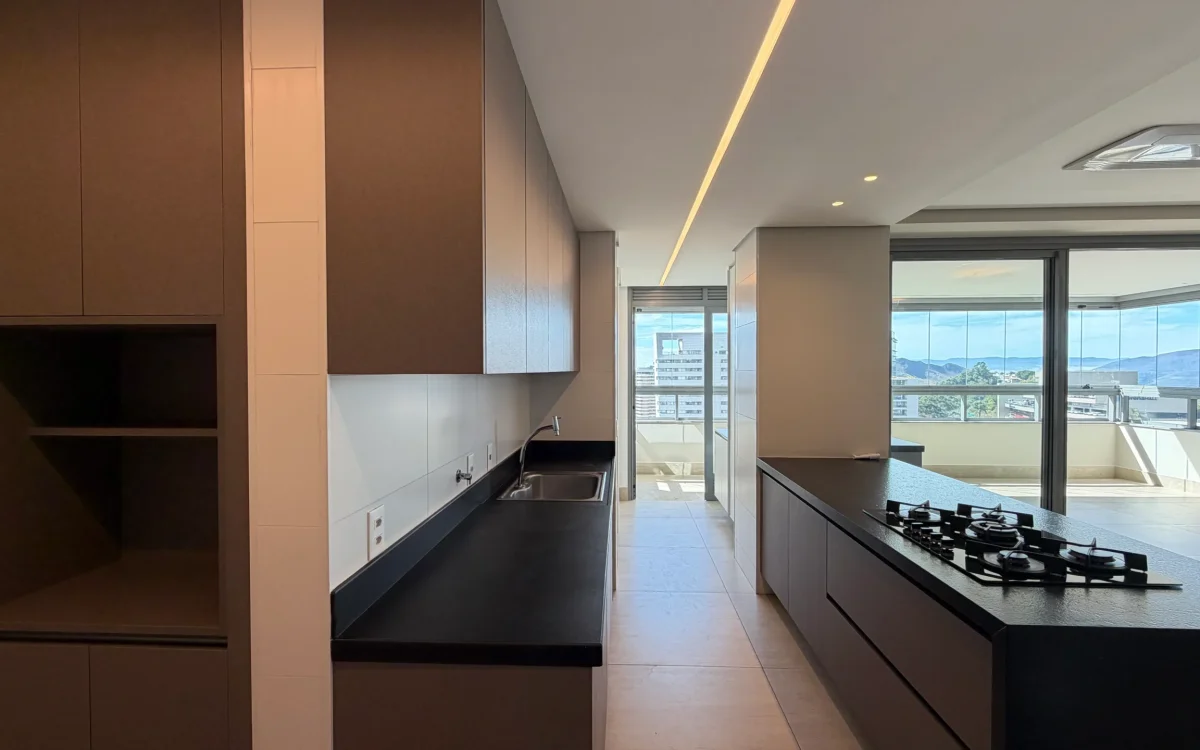 Apartamento de 4 quartos para alugar no Edifício Sereno Vale do Sereno