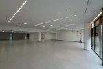 Loja para alugar na Alameda Oscar Niemeyer no Vila da Serra