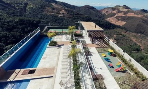 Piscina Helbor Vila da Serra