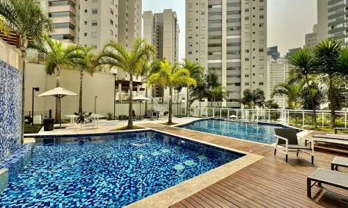 Piscina cascata Cennario Vila da Serra