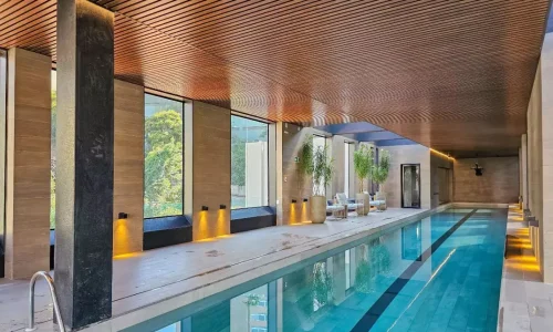 Piscina coberta Miró Vale do Sereno