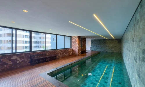 Piscina com raia Terra Vale do Sereno