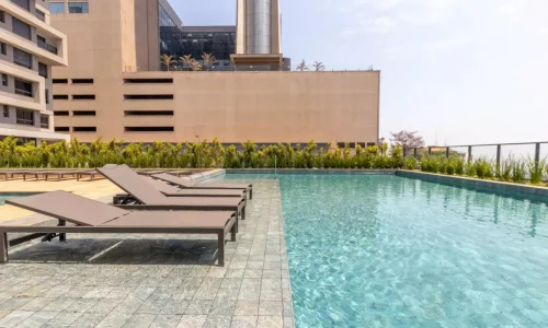 Piscina externa High Line Vila da Serra