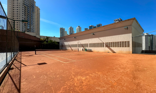 Quadra de tênis em saibro descoberta Condomínio Alameda Vila da Serra Nova Lima