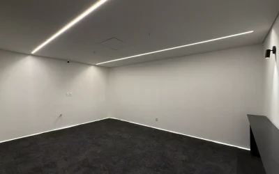Loja para alugar na Alameda Oscar Niemeyer no Vila da Serra