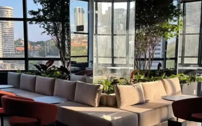 Salão de festas com pé direito duplo Apartamento Duplex 4 suítes à venda no Edifício Miró Vale do Sereno