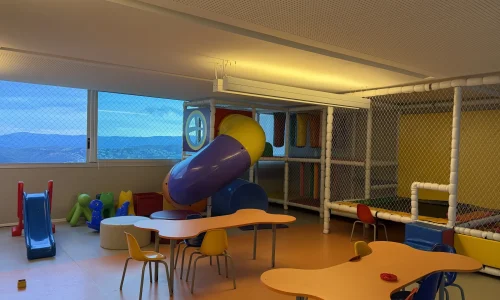 Brinquedoteca infantil com playground no Condominio Bordeaux Vila da Serra Nova Lima