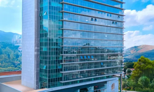 Fachada no Condomínio Conartes Tower